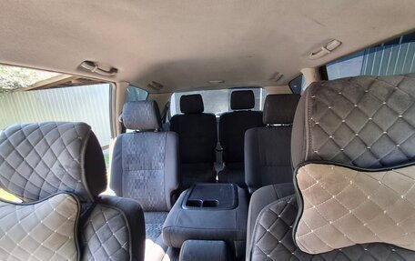 Toyota Avensis Verso I рестайлинг, 2002 год, 800 000 рублей, 7 фотография