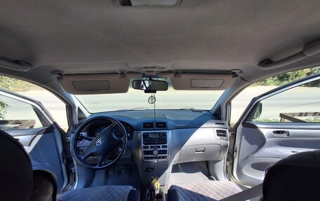 Toyota Avensis Verso I рестайлинг, 2002 год, 800 000 рублей, 9 фотография