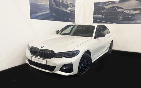BMW 3 серия, 2020 год, 4 350 000 рублей, 2 фотография
