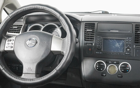 Nissan Tiida, 2010 год, 689 000 рублей, 21 фотография