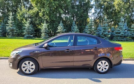 KIA Rio III рестайлинг, 2015 год, 925 000 рублей, 3 фотография