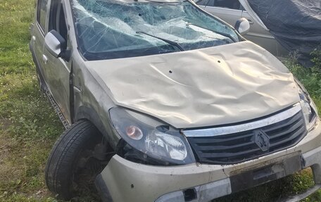 Renault Sandero I, 2012 год, 200 000 рублей, 1 фотография
