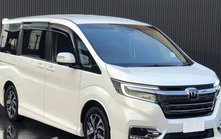 Honda Stepwgn IV, 2021 год, 1 955 000 рублей, 3 фотография