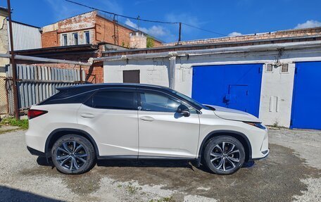 Lexus RX IV рестайлинг, 2022 год, 4 800 000 рублей, 1 фотография