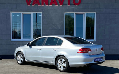 Volkswagen Passat B7, 2011 год, 915 000 рублей, 7 фотография