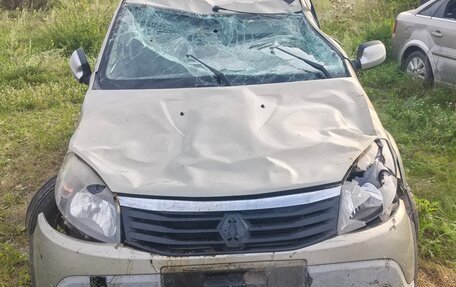 Renault Sandero I, 2012 год, 200 000 рублей, 2 фотография