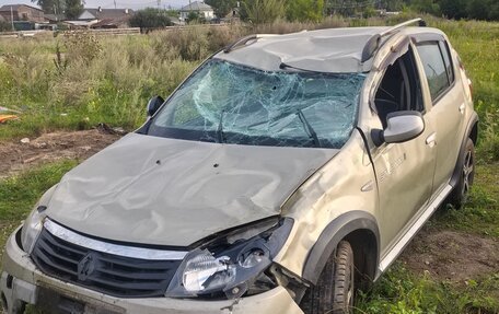 Renault Sandero I, 2012 год, 200 000 рублей, 3 фотография