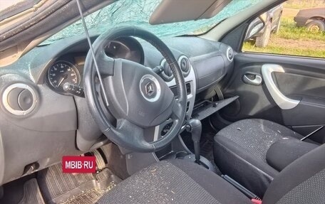 Renault Sandero I, 2012 год, 200 000 рублей, 13 фотография