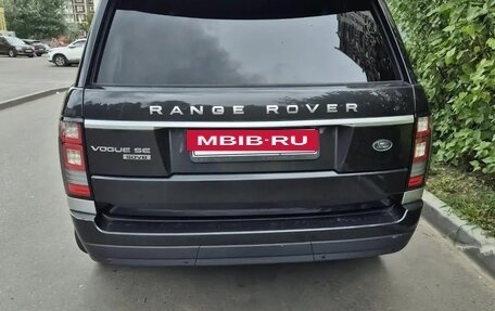 Land Rover Range Rover IV рестайлинг, 2014 год, 3 550 000 рублей, 3 фотография