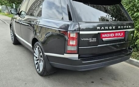 Land Rover Range Rover IV рестайлинг, 2014 год, 3 550 000 рублей, 4 фотография
