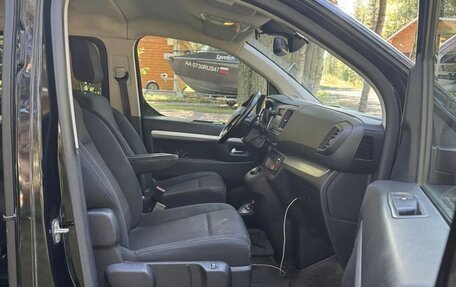 Peugeot Traveller I, 2018 год, 2 200 000 рублей, 7 фотография