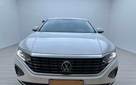 Volkswagen Passat B8 рестайлинг, 2023 год, 2 130 000 рублей, 2 фотография