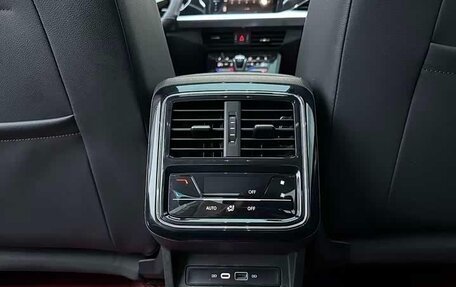 Volkswagen Passat B8 рестайлинг, 2023 год, 2 130 000 рублей, 15 фотография