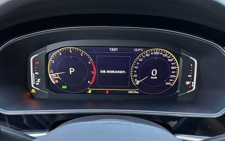 Volkswagen Passat B8 рестайлинг, 2023 год, 2 130 000 рублей, 10 фотография