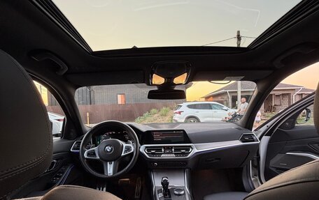 BMW 3 серия, 2019 год, 4 290 000 рублей, 19 фотография