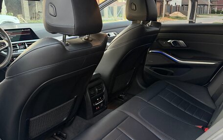 BMW 3 серия, 2019 год, 4 290 000 рублей, 21 фотография