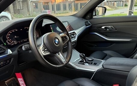 BMW 3 серия, 2019 год, 4 290 000 рублей, 18 фотография