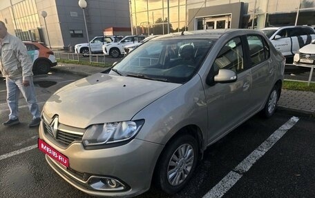Renault Logan II, 2016 год, 799 000 рублей, 1 фотография