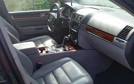 Volkswagen Touareg III, 2006 год, 950 000 рублей, 10 фотография