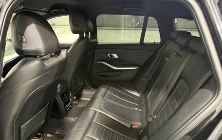 BMW 3 серия, 2019 год, 3 299 000 рублей, 6 фотография