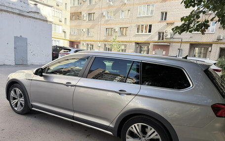 Volkswagen Passat B8 рестайлинг, 2018 год, 2 250 000 рублей, 3 фотография