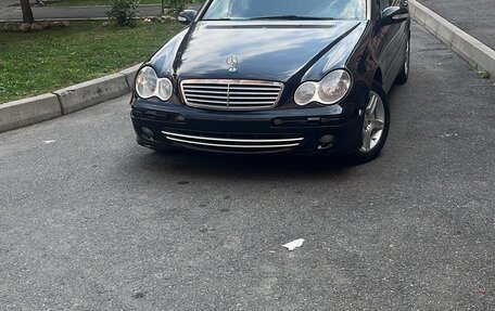 Mercedes-Benz C-Класс, 2001 год, 350 000 рублей, 1 фотография