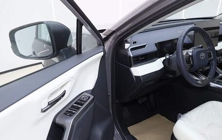 Toyota RAV4, 2026 год, 4 400 000 рублей, 9 фотография