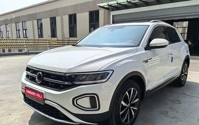 Volkswagen T-Roc I, 2023 год, 1 650 100 рублей, 1 фотография
