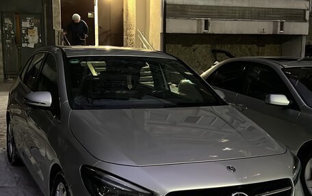 Mercedes-Benz B-Класс, 2019 год, 2 750 000 рублей, 3 фотография