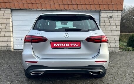 Mercedes-Benz B-Класс, 2019 год, 2 750 000 рублей, 5 фотография