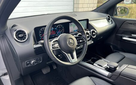 Mercedes-Benz B-Класс, 2019 год, 2 750 000 рублей, 6 фотография