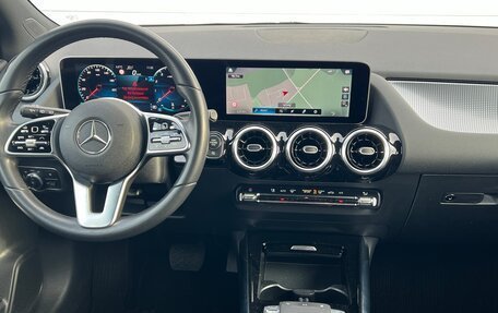Mercedes-Benz B-Класс, 2019 год, 2 750 000 рублей, 10 фотография