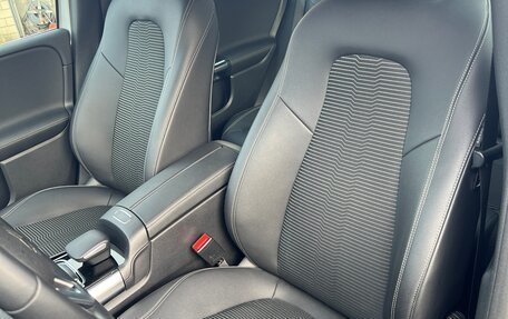 Mercedes-Benz B-Класс, 2019 год, 2 750 000 рублей, 12 фотография