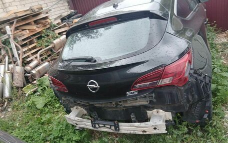 Opel Astra J, 2013 год, 379 000 рублей, 2 фотография