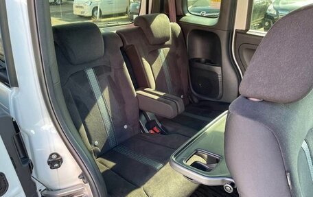 Honda N-BOX II, 2022 год, 670 000 рублей, 29 фотография