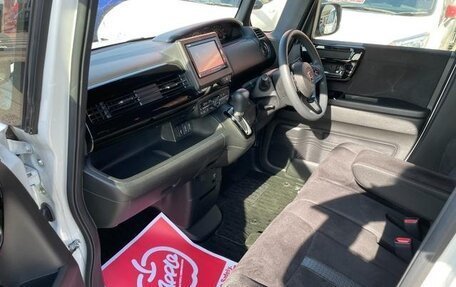 Honda N-BOX II, 2022 год, 670 000 рублей, 25 фотография