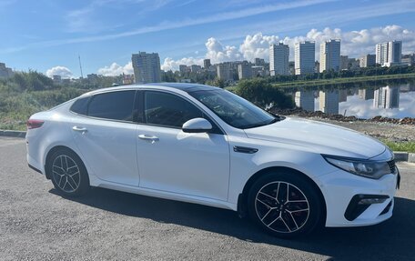 KIA Optima IV, 2018 год, 1 850 000 рублей, 3 фотография