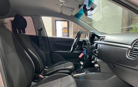 KIA Rio IV, 2019 год, 1 648 000 рублей, 11 фотография