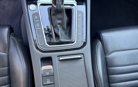 Volkswagen Passat B8 рестайлинг, 2018 год, 2 500 000 рублей, 12 фотография