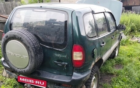 Chevrolet Niva I рестайлинг, 2004 год, 150 000 рублей, 3 фотография