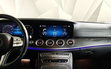 Mercedes-Benz CLS, 2021 год, 5 500 000 рублей, 15 фотография