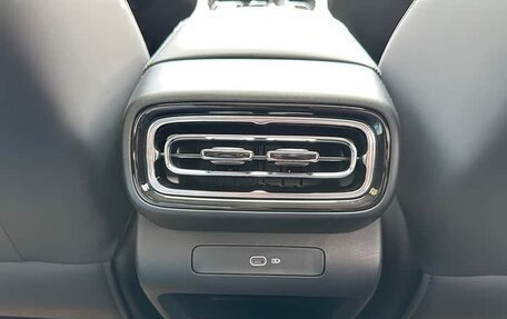 Geely Emgrand, 2026 год, 1 720 000 рублей, 10 фотография
