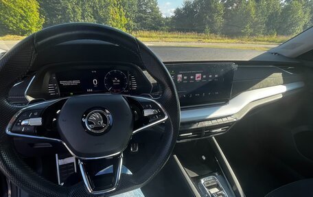 Skoda Octavia IV, 2021 год, 1 799 999 рублей, 2 фотография