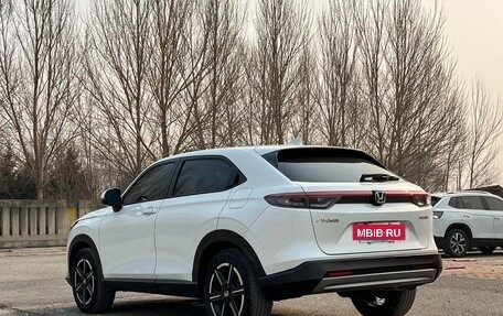 Honda Vezel, 2023 год, 1 817 000 рублей, 6 фотография