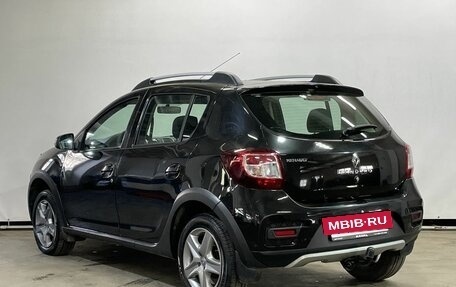 Renault Sandero II рестайлинг, 2015 год, 871 000 рублей, 7 фотография