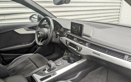 Audi A4, 2019 год, 3 150 000 рублей, 10 фотография