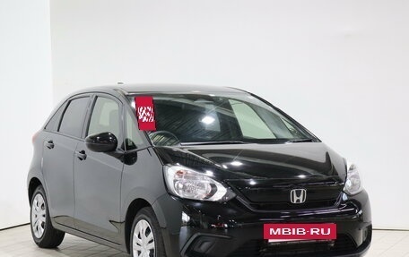 Honda Fit, 2020 год, 1 145 000 рублей, 3 фотография