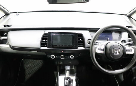 Honda Fit, 2020 год, 1 145 000 рублей, 15 фотография