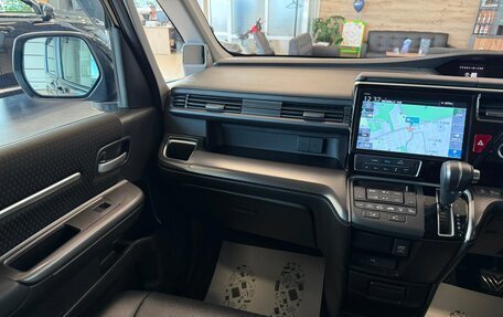 Honda Stepwgn IV, 2020 год, 2 699 999 рублей, 14 фотография
