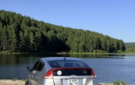 Honda Insight II рестайлинг, 2009 год, 750 000 рублей, 4 фотография